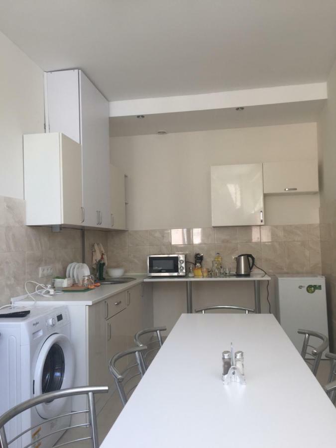 City Apartment Ternopil Esterno foto