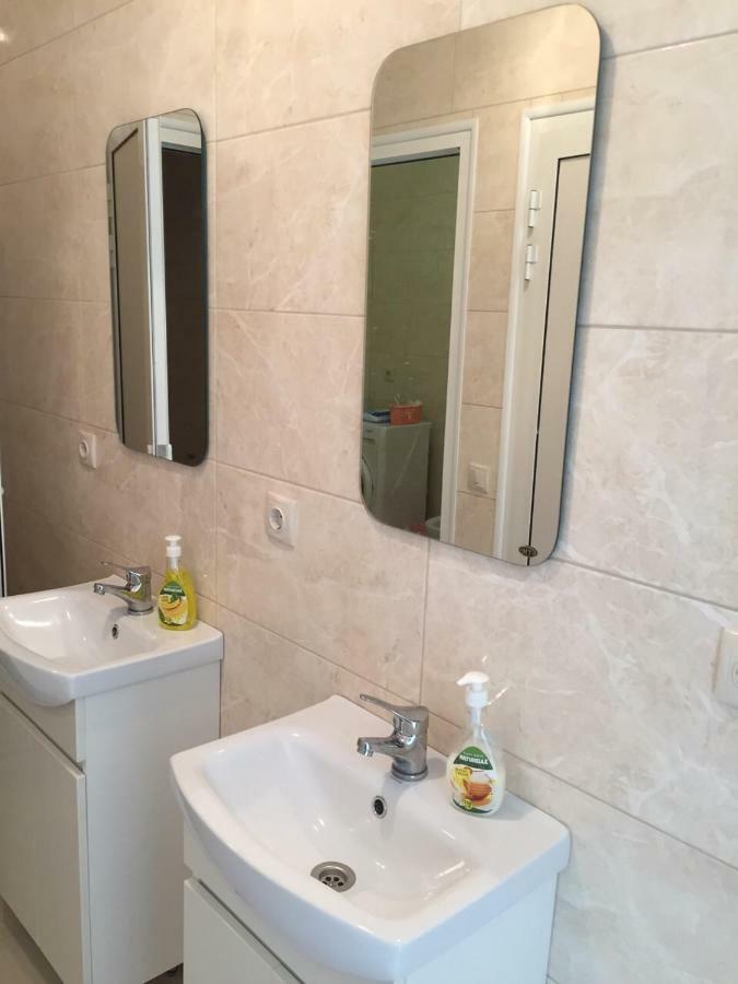 City Apartment Ternopil Esterno foto